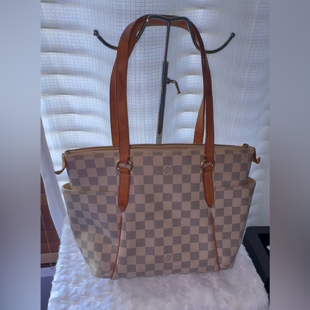 Host Pick Luxury ✨ VGUC LOUIS VUITTON Damier Azur Totally PM Tote Shoulderbag - Picture 7 of 17